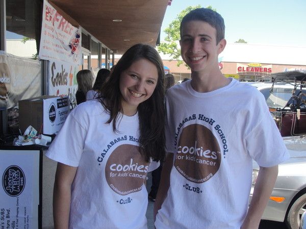 Alyssa Weakley and Chandler Polakov are vice president and president, respectively, of the Calabasas High Cookies for Kids' Cancer Club