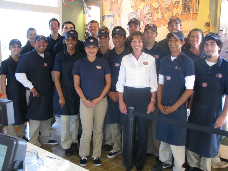News Jersey Mike’s Subs Raises Funds For Salvation Army Kroc Center